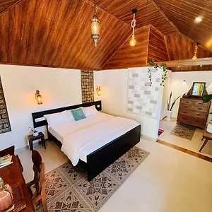 Calm Shack - 2 Bedroom-boutique Farm Farm stay Munnar